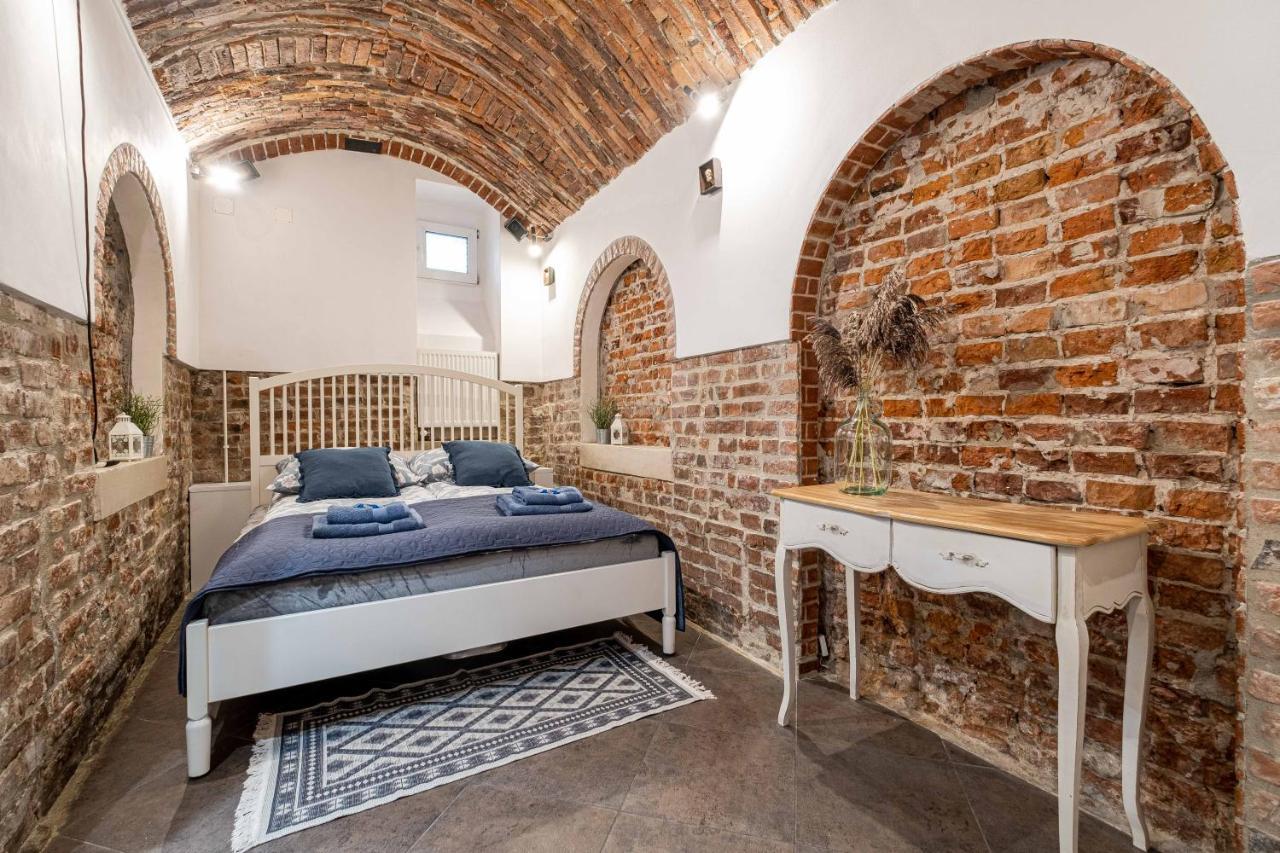 Old Town Wawel II Premium Apartments คราคูฟ ภายนอก รูปภาพ
